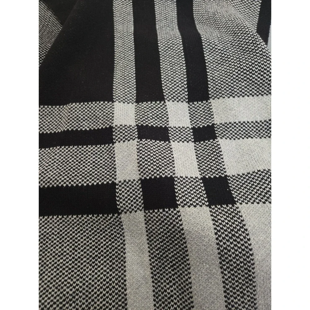 Ike Behar Knit Cape Ruana Black Cream Geometric Open Front Poncho Wrap One Size